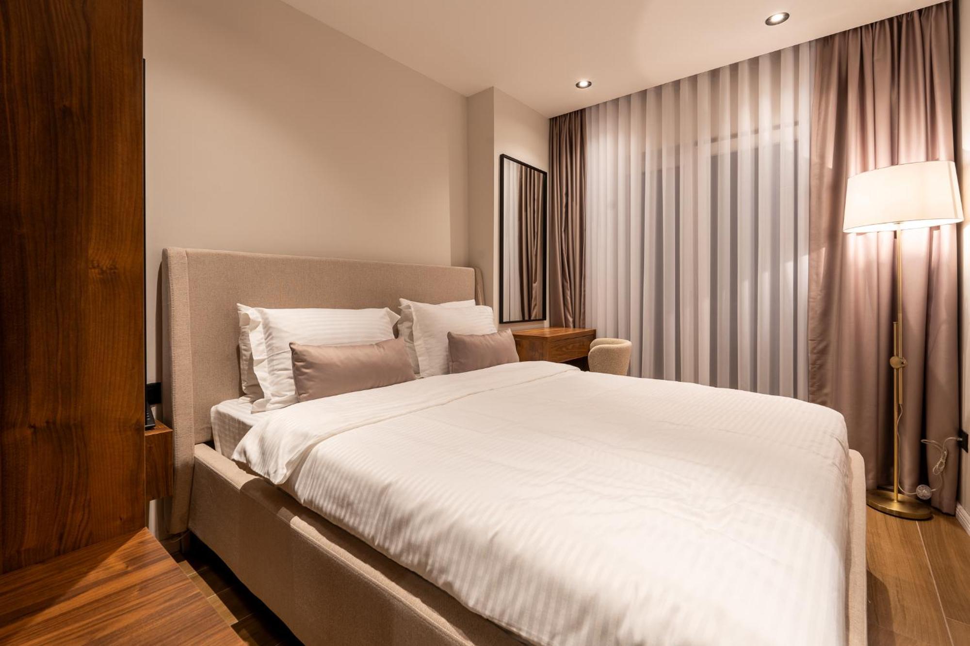 Ruby Hotel Prishtina Prishtine Bagian luar foto