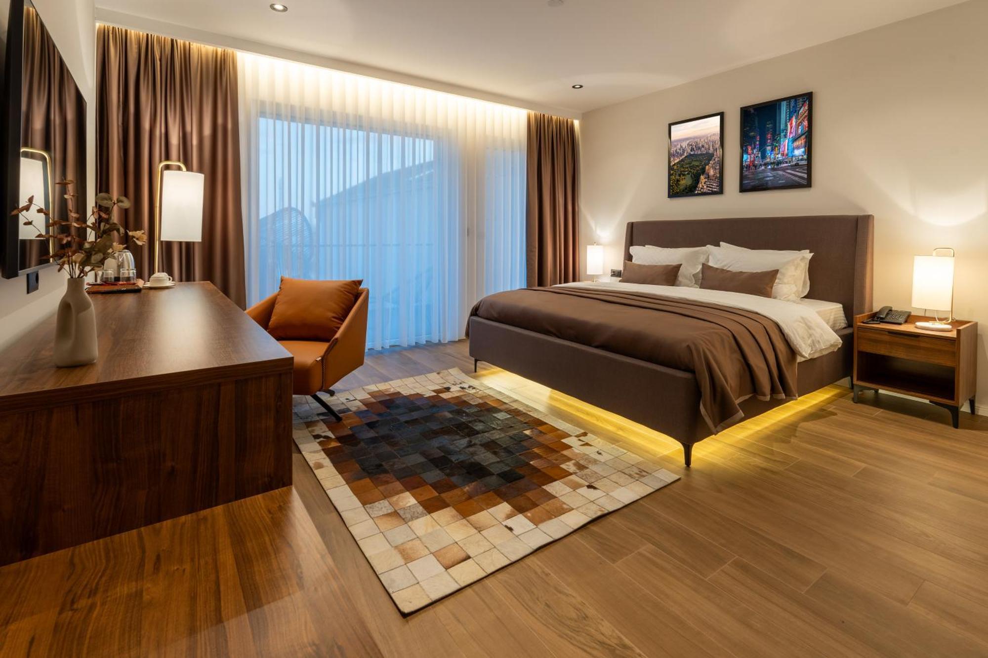 Ruby Hotel Prishtina Prishtine Bagian luar foto