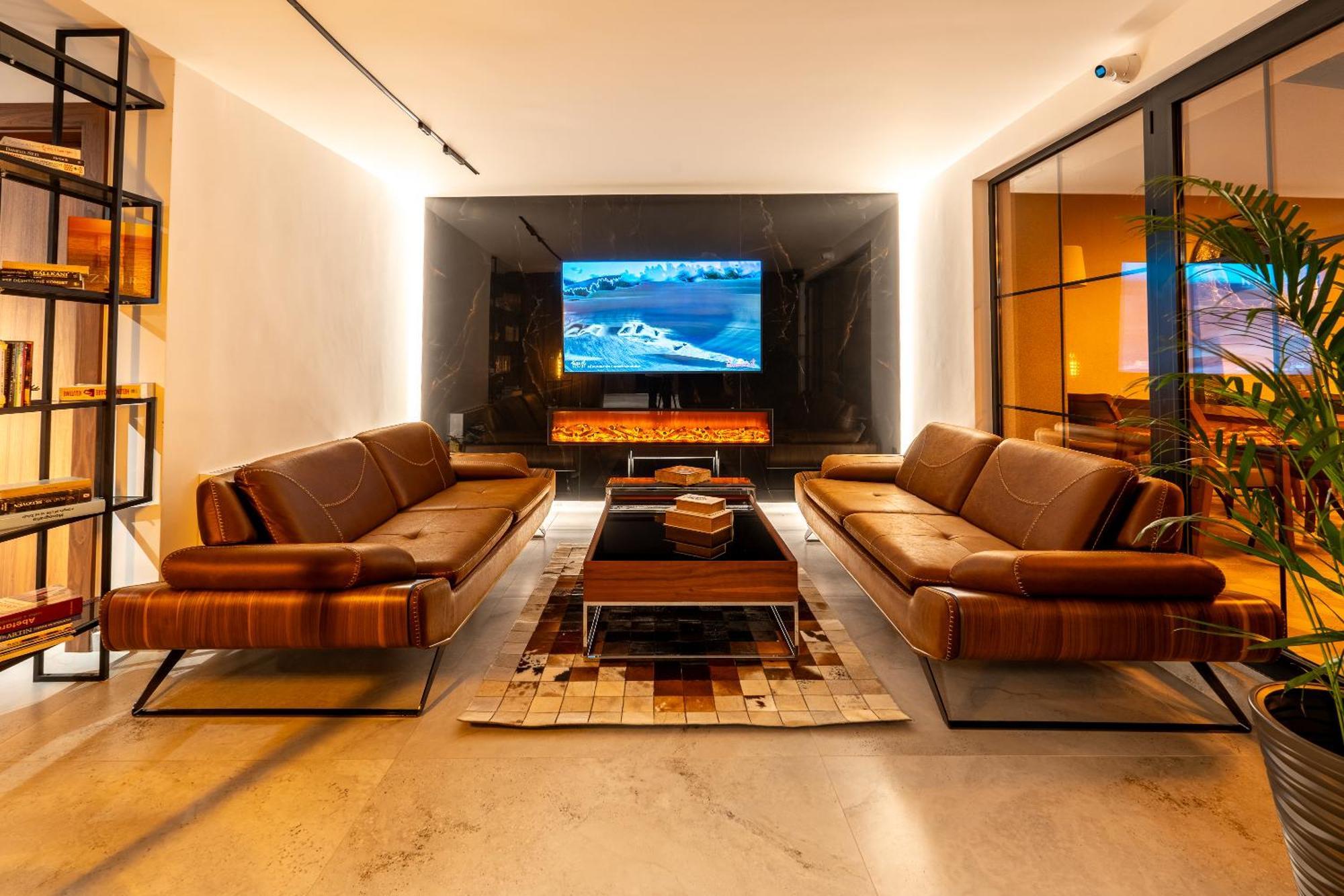 Ruby Hotel Prishtina Prishtine Bagian luar foto