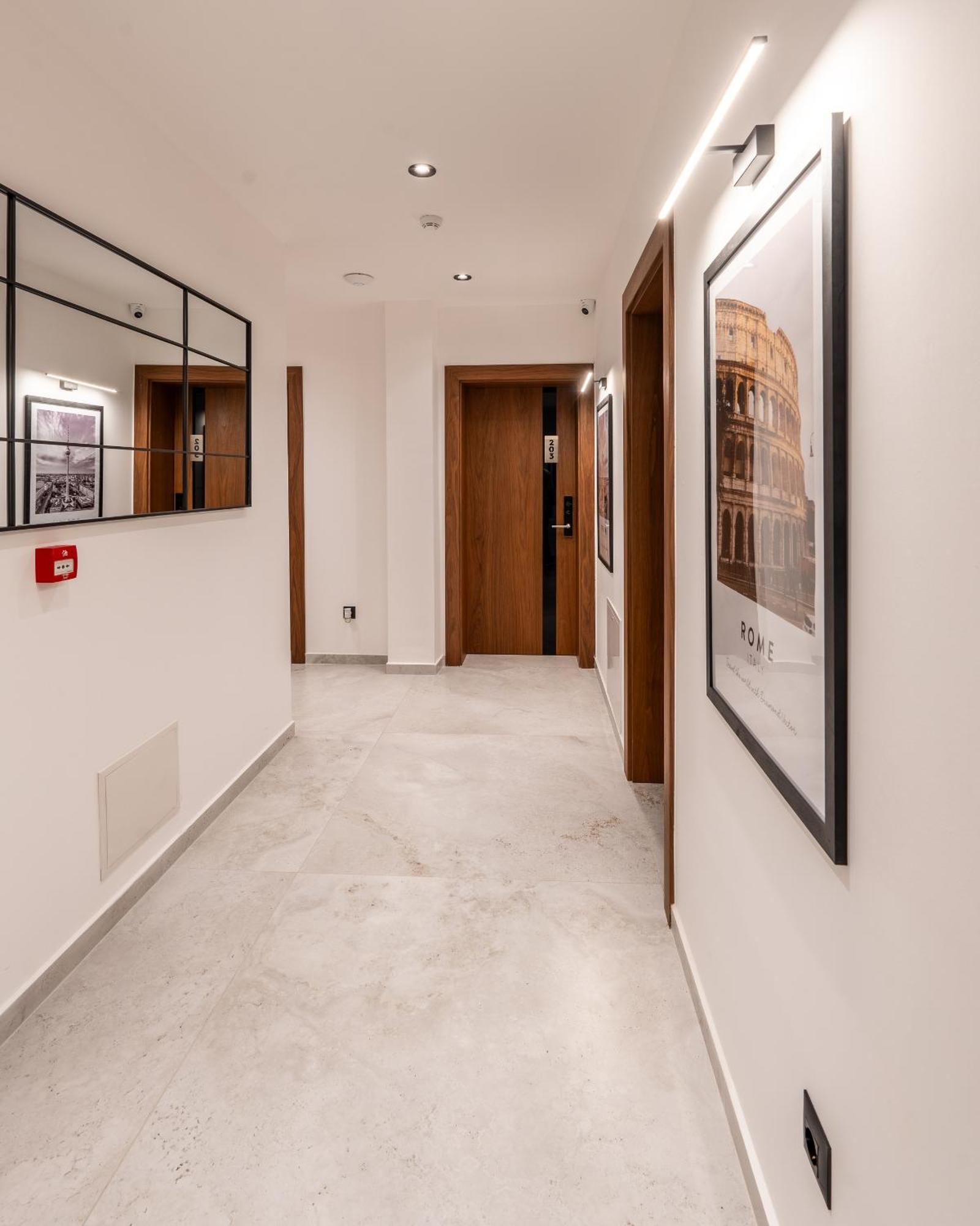 Ruby Hotel Prishtina Prishtine Bagian luar foto